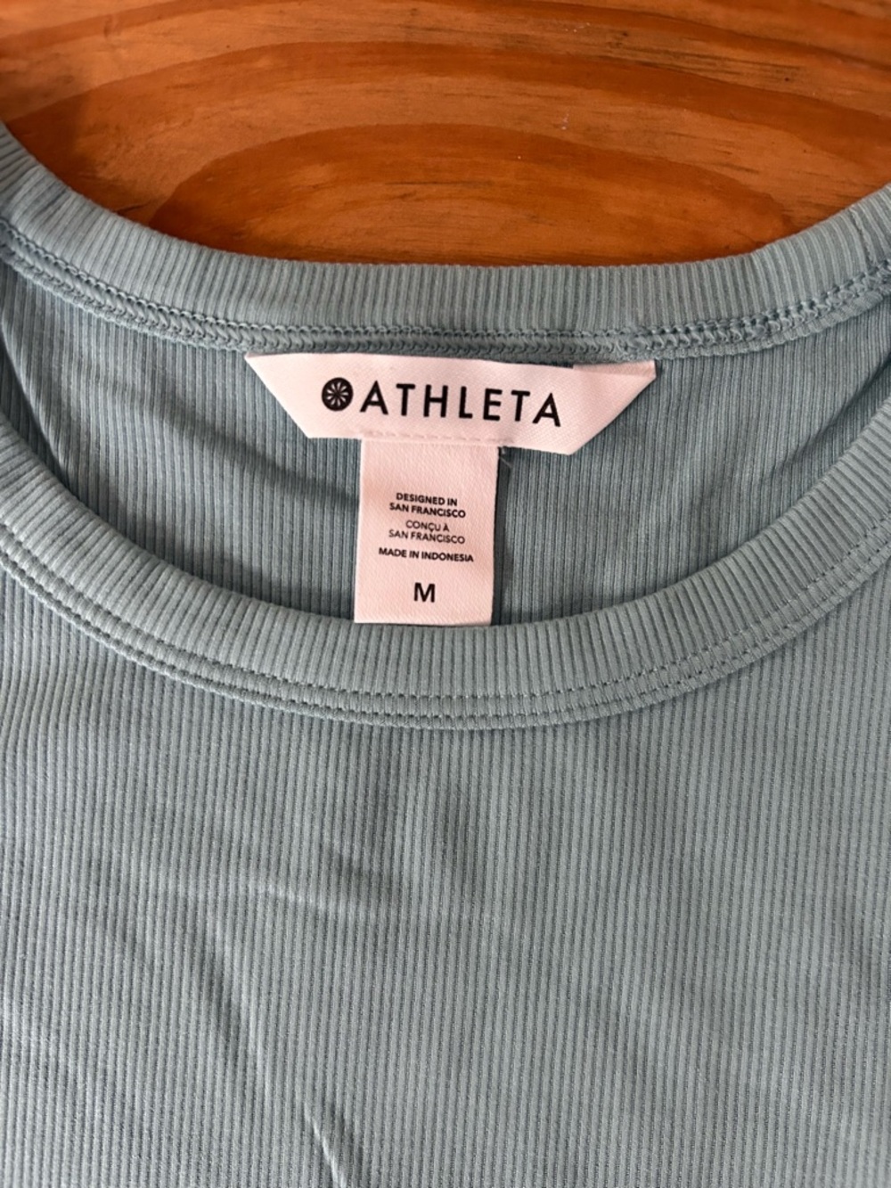 NWT Athleta Signature Rib Crop Tee Waterloo Blue Size Medium - Picture 5 of 6